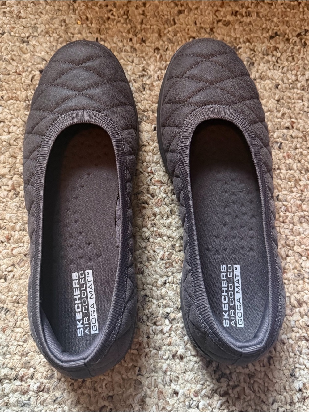 Skechers grey flat shoes